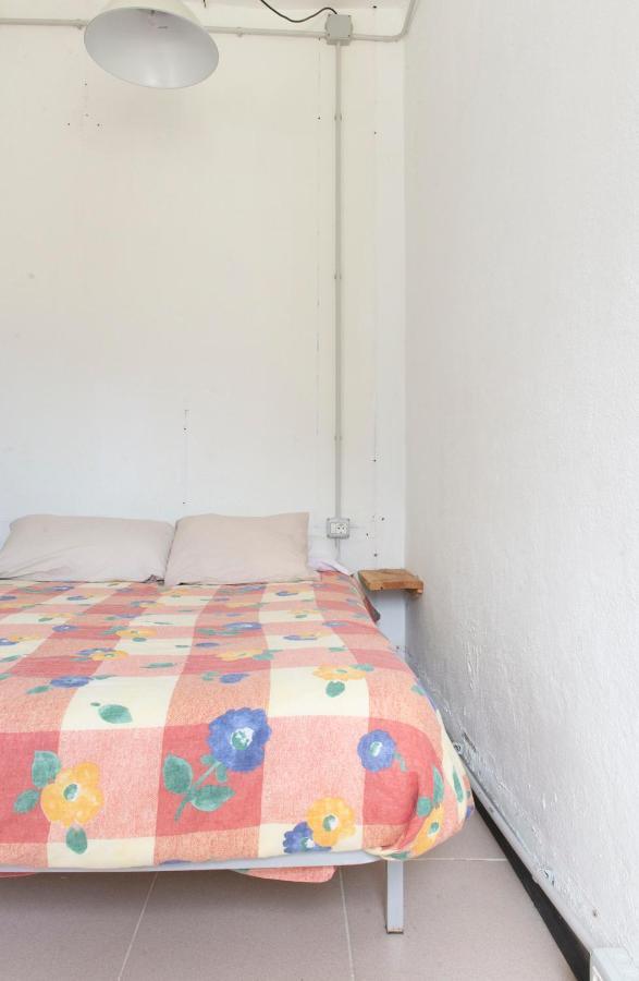 Basic En-Suite Bedroom By The Sea Guinea Eksteriør bilde